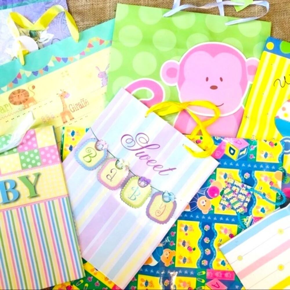 Baby and Wedding Gift Bags 9 pack EUC